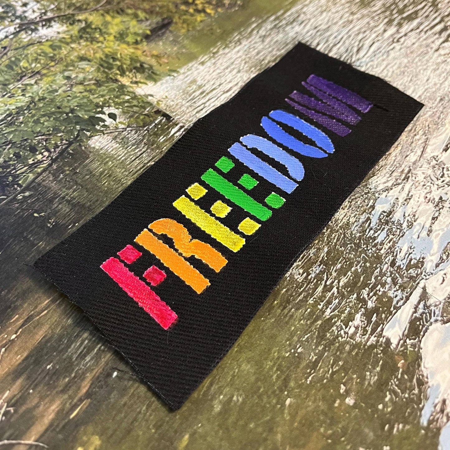 Freedom Rainbow Patch / Raw Edge / Sew On