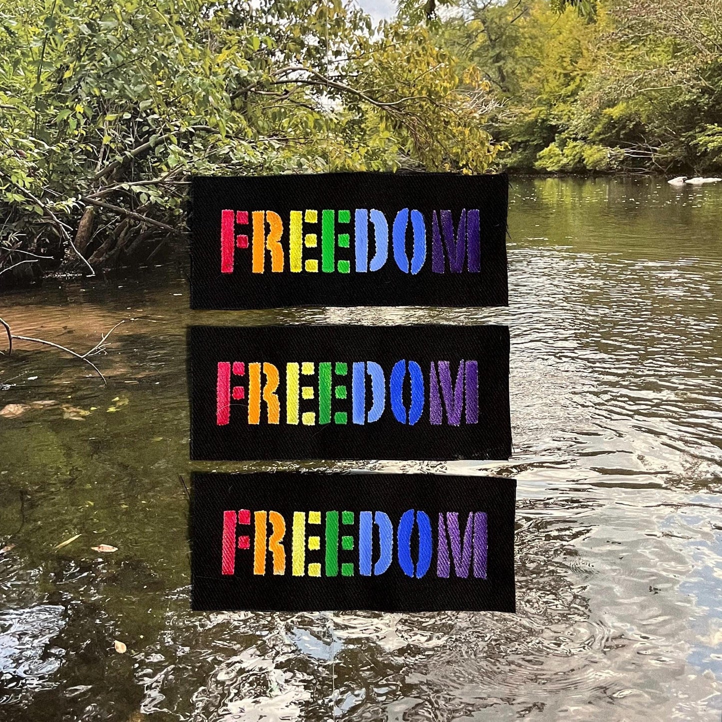 Freedom Rainbow Patch / Raw Edge / Sew On